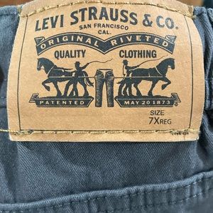 Boys Levi’s joggers